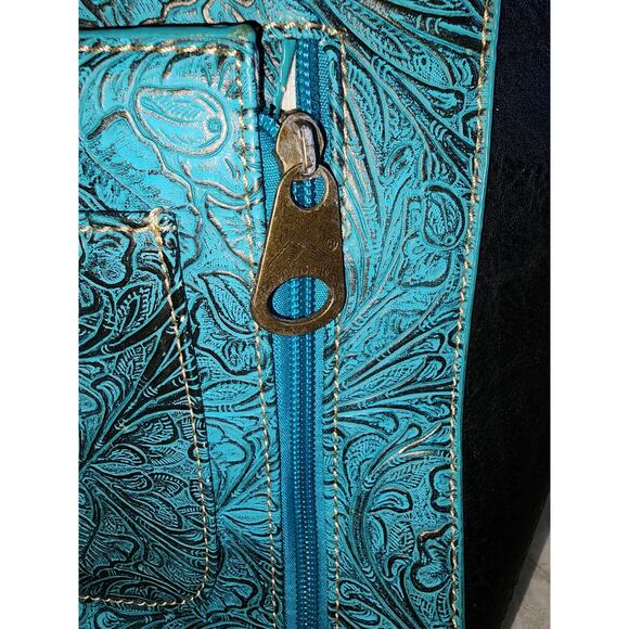 Montana West Concealed Carry Purse Turquoise And Black - Picture 4 of 11